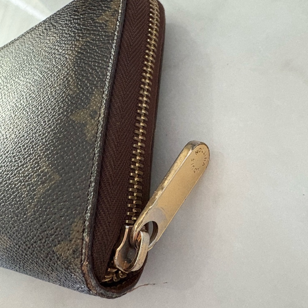 Louis Vuitton Brown Monogram Zip Passport Wallet - Picture 2 of 10